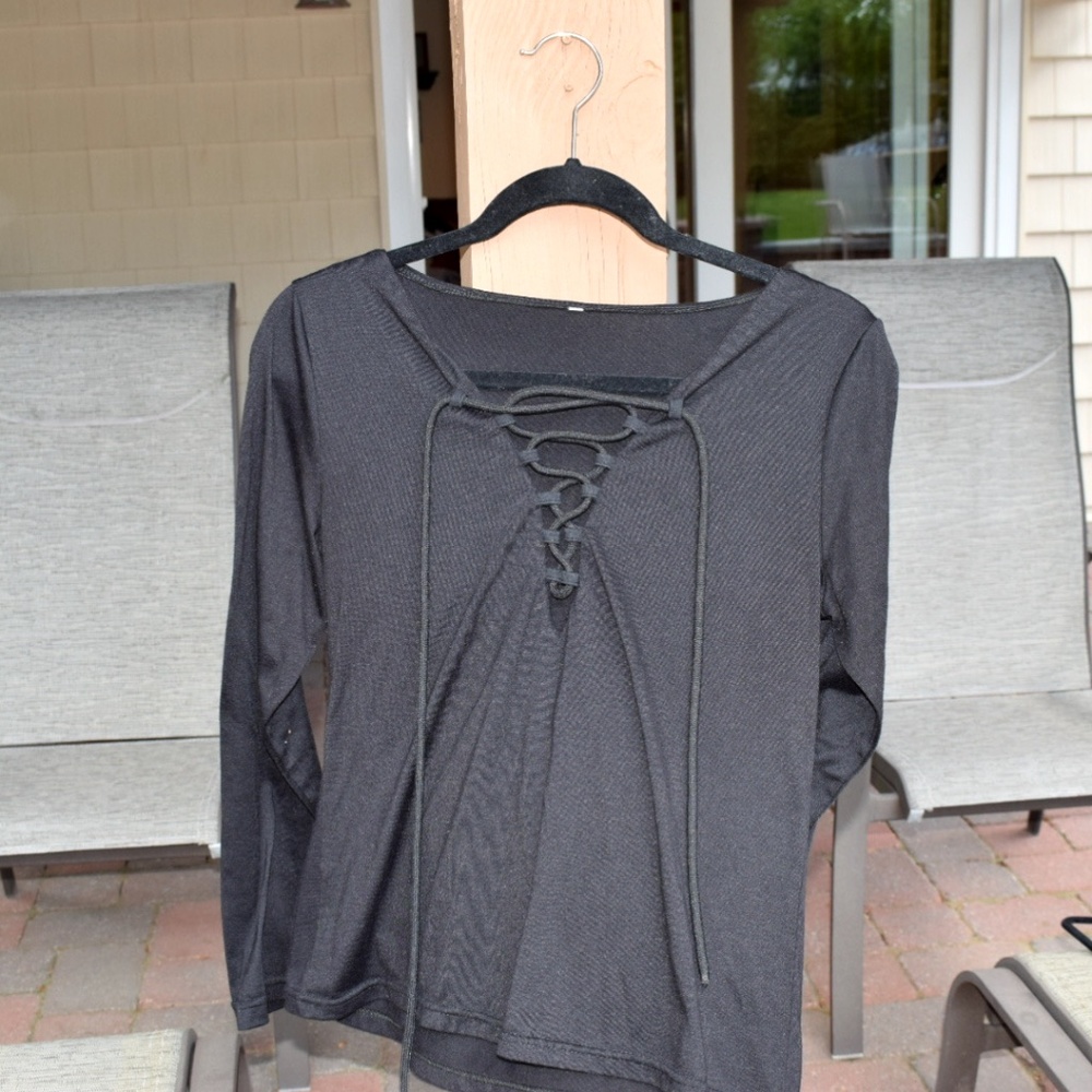 Black Tie long sleeve top